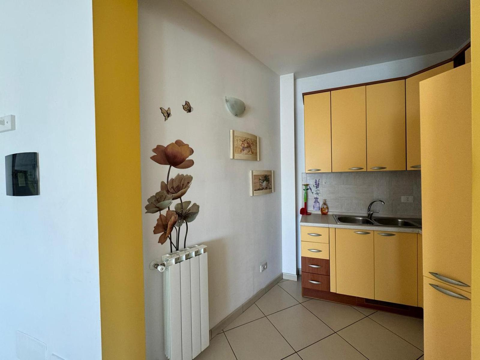 Апартаменты La Casa Di Glenda Ospedale Терни Экстерьер фото