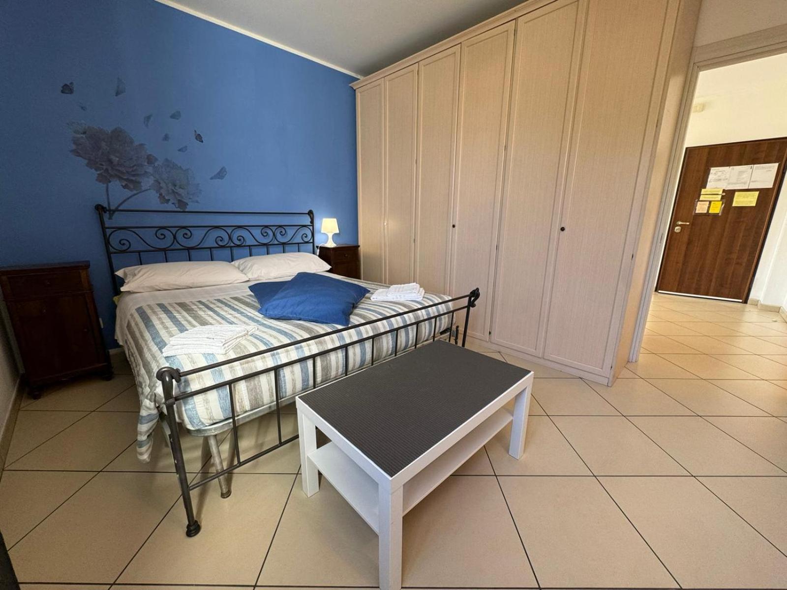 Апартаменты La Casa Di Glenda Ospedale Терни Экстерьер фото